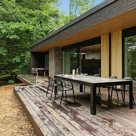 Gorgeous In With Kitchen Holiday home *